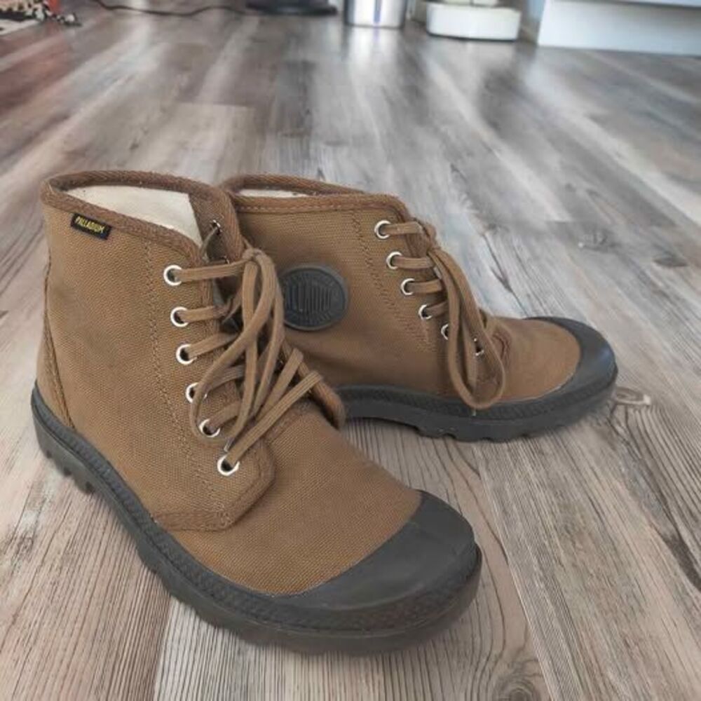 Palladium boots sz 37.5